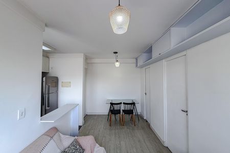 Studio para alugar com 35m², 1 quarto e sem vaga Studio para alugar com 35m², 1 quarto e sem vagaSala