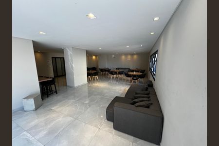 Studio à venda com 26m², 1 quarto e sem vagaÁrea comum - Salão de festas