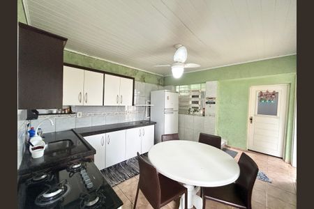 Casa à venda com 100m², 2 quartos e sem vaga Casa à venda com 100m², 2 quartos e sem vagaCozinha