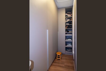 Apartamento à venda com 78m², 1 quarto e 2 vagasCloset da suíte