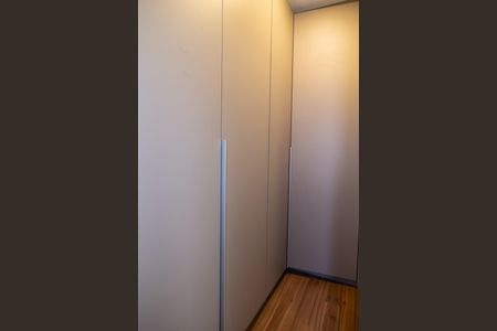 Apartamento à venda com 78m², 1 quarto e 2 vagasCloset da suíte