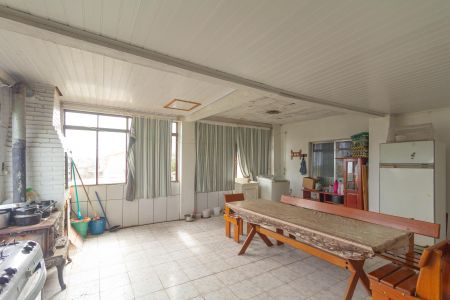 Casa à venda com 289m², 5 quartos e 3 vagasCozinha