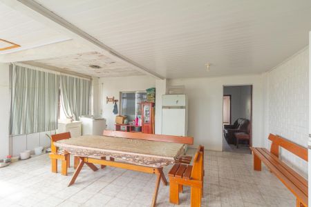 Casa à venda com 289m², 5 quartos e 3 vagasCozinha