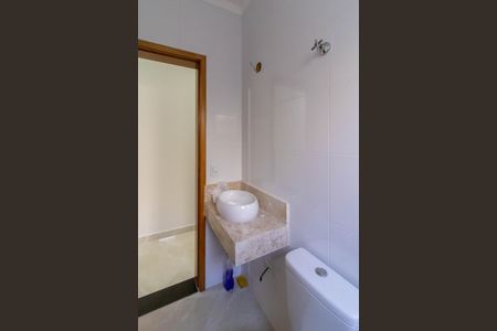 Casa à venda com 96m², 3 quartos e 2 vagasBanheiro