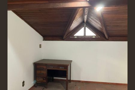 Casa à venda com 152m², 3 quartos e 2 vagas