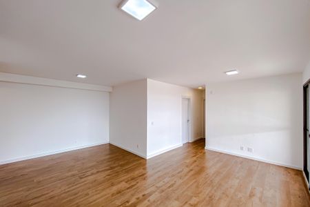 Apartamento à venda com 125m², 3 quartos e 2 vagasSala