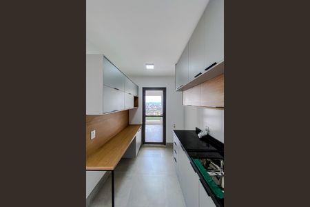 Apartamento à venda com 125m², 3 quartos e 2 vagasCozinha