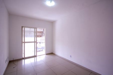 Sala de apartamento para alugar com 2 quartos, 59m² em Mutondo, São Gonçalo