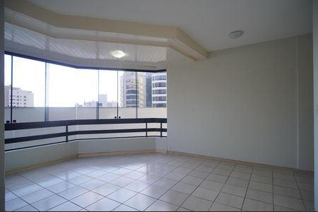 Sala de apartamento à venda com 2 quartos, 77m² em Mauá, Novo Hamburgo