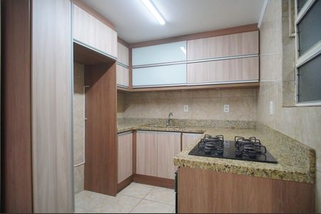 Apartamento à venda com 77m², 2 quartos e sem vagaCozinha