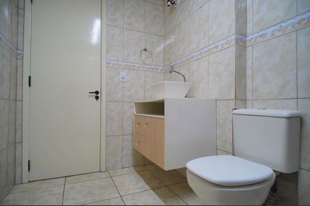 Apartamento à venda com 77m², 2 quartos e sem vagaBanheiro