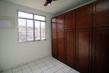 Quarto 1 de apartamento para alugar com 2 quartos, 60m² em Vicente de Carvalho, Rio de Janeiro