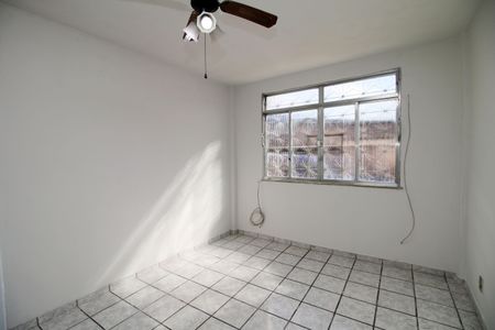 Sala de apartamento para alugar com 2 quartos, 60m² em Vicente de Carvalho, Rio de Janeiro