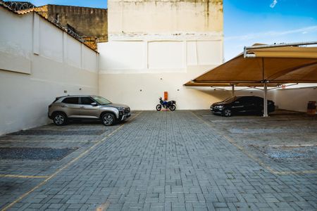 Garagem de apartamento para alugar com 2 quartos, 45m² em Santa Monica, Belo Horizonte