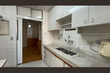 Apartamento para alugar com 178m², 3 quartos e 1 vagaCozinha