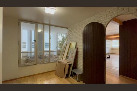 Apartamento para alugar com 178m², 3 quartos e 1 vagaLiving