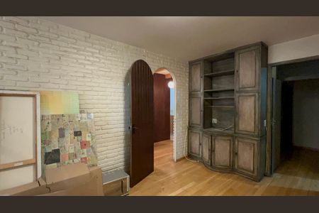 Apartamento para alugar com 178m², 3 quartos e 1 vagaLiving