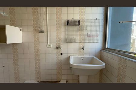 Apartamento para alugar com 178m², 3 quartos e 1 vagaÁrea de Serviço