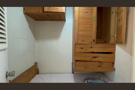 Apartamento para alugar com 178m², 3 quartos e 1 vagaQuarto de Serviço