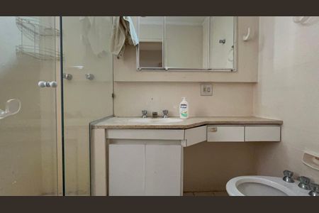 Apartamento para alugar com 178m², 3 quartos e 1 vagaBanheiro da Suíte 1