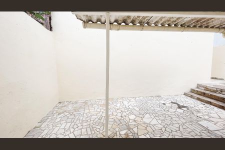 Casa à venda com 200m², 2 quartos e 1 vagaÁrea de Serviço
