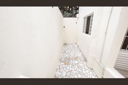 Casa à venda com 200m², 2 quartos e 1 vagaÁrea de Serviço