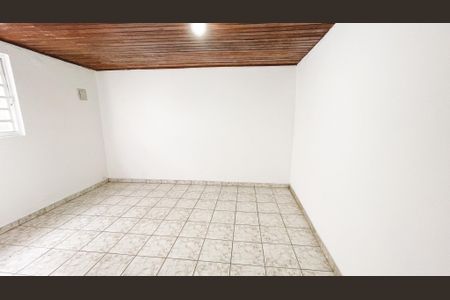 Casa à venda com 200m², 2 quartos e 1 vagaQuarto Suíte