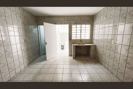 Casa à venda com 200m², 2 quartos e 1 vagaCozinha