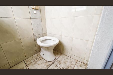 Casa à venda com 200m², 2 quartos e 1 vagaBanheiro da Suíte