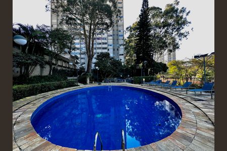 Apartamento para alugar com 210m², 3 quartos e 4 vagas Apartamento para alugar com 210m², 3 quartos e 4 vagasPiscina