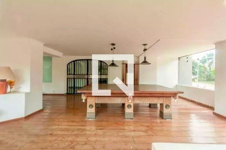 Apartamento para alugar com 210m², 3 quartos e 4 vagas Apartamento para alugar com 210m², 3 quartos e 4 vagasÁrea Comum - Salão de Jogos