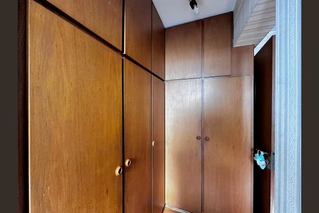 Apartamento para alugar com 210m², 3 quartos e 4 vagas Apartamento para alugar com 210m², 3 quartos e 4 vagasCloset da Suíte 1