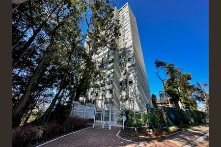 Apartamento para alugar com 210m², 3 quartos e 4 vagas Apartamento para alugar com 210m², 3 quartos e 4 vagasFachada