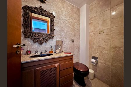 Apartamento para alugar com 210m², 3 quartos e 4 vagas Apartamento para alugar com 210m², 3 quartos e 4 vagasLavabo