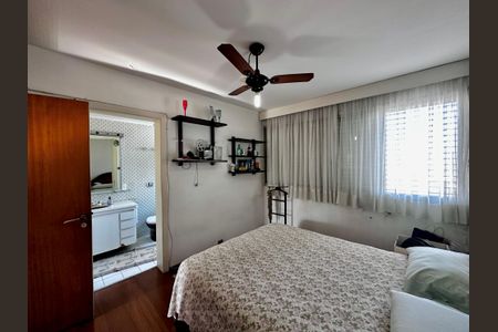 Apartamento para alugar com 210m², 3 quartos e 4 vagas Apartamento para alugar com 210m², 3 quartos e 4 vagasSuíte 2