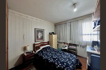 Apartamento para alugar com 210m², 3 quartos e 4 vagas Apartamento para alugar com 210m², 3 quartos e 4 vagasQuarto