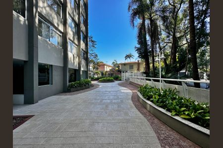 Apartamento para alugar com 210m², 3 quartos e 4 vagas Apartamento para alugar com 210m², 3 quartos e 4 vagasÁrea Comum