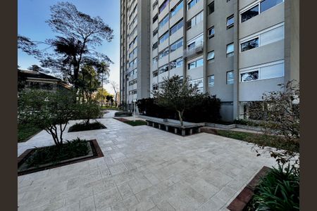Apartamento para alugar com 210m², 3 quartos e 4 vagas Apartamento para alugar com 210m², 3 quartos e 4 vagasÁrea Comum