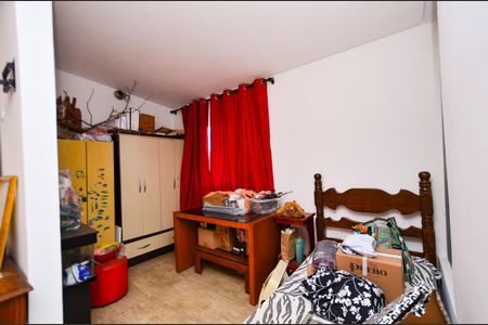 Casa à venda com 400m², 6 quartos e 2 vagas Casa à venda com 400m², 6 quartos e 2 vagasQuarto Casa 2