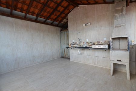 Casa à venda com 400m², 6 quartos e 2 vagas Casa à venda com 400m², 6 quartos e 2 vagasÁrea externa Casa 2