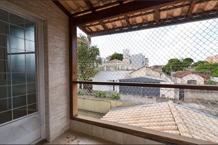 Casa à venda com 400m², 6 quartos e 2 vagas Casa à venda com 400m², 6 quartos e 2 vagasÁrea externa Casa 2