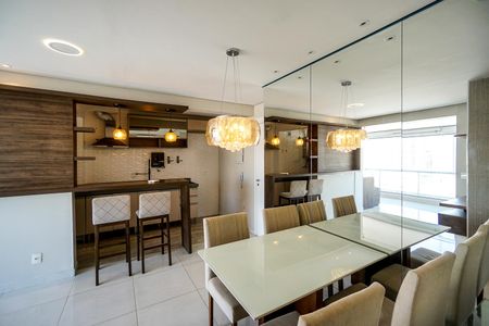 Apartamento à venda com 62m², 2 quartos e 1 vaga Apartamento à venda com 62m², 2 quartos e 1 vagaSala