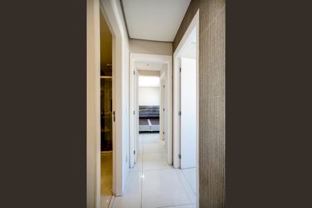 Apartamento à venda com 62m², 2 quartos e 1 vaga Apartamento à venda com 62m², 2 quartos e 1 vagaCorredor