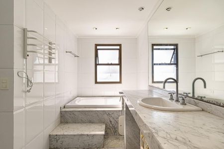 Apartamento à venda com 190m², 3 quartos e 2 vagasBanheiro da Suíte 3