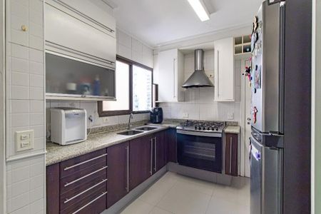 Apartamento à venda com 190m², 3 quartos e 2 vagasCozinha