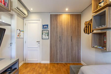 Apartamento à venda com 190m², 3 quartos e 2 vagasSuíte 1