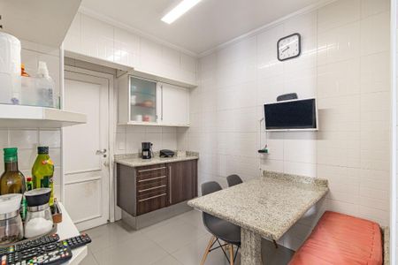 Apartamento à venda com 190m², 3 quartos e 2 vagasCozinha