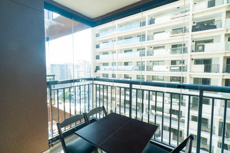 Apartamento à venda com 34m², 1 quarto e sem vagaSacada