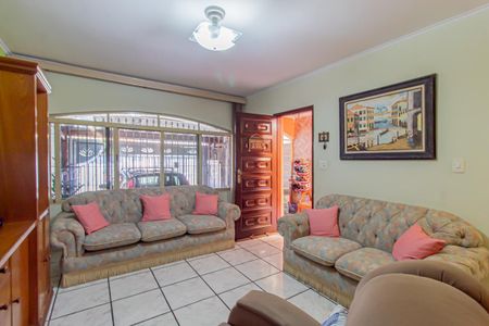 Sala de casa à venda com 3 quartos, 150m² em Vila Nhocuné, São Paulo