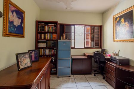 Escritório de casa à venda com 3 quartos, 150m² em Vila Nhocuné, São Paulo